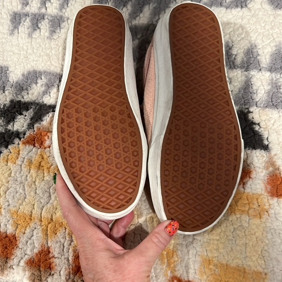 Women’s size 8 pink vans - Picture 6 of 6